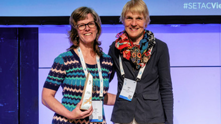 Karen Kidd receives the SETAC Founders Award at the SETAC Vienna meeting