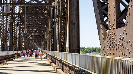 Louisville pedestrian bridge